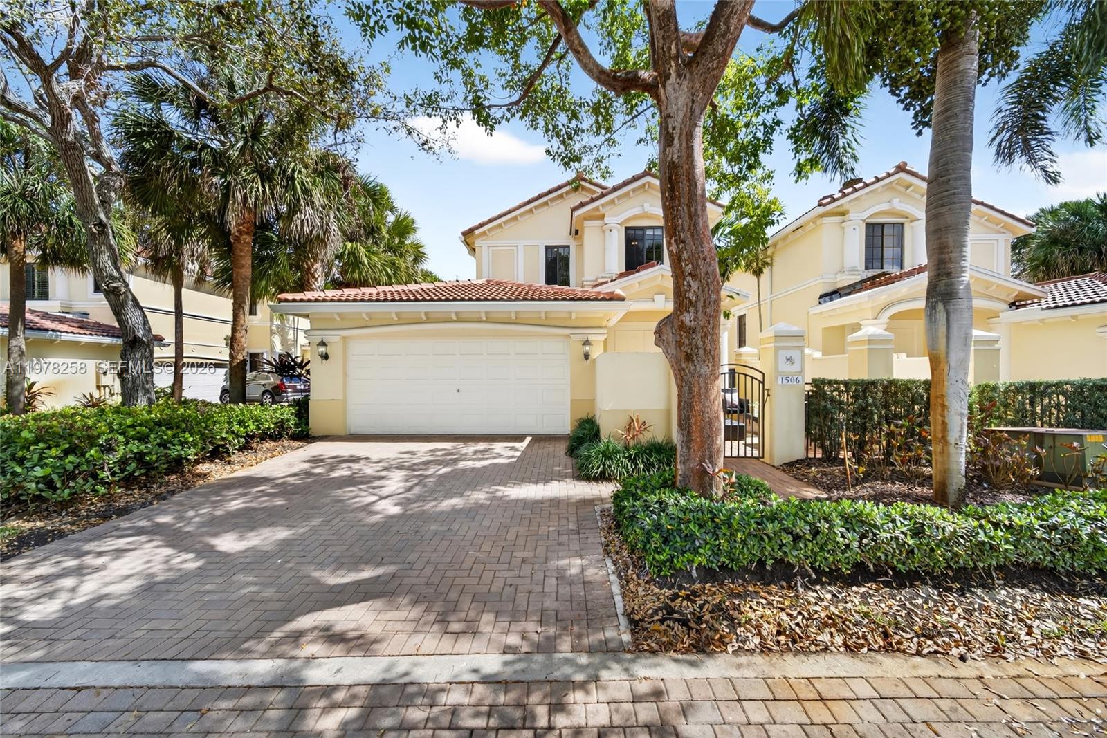 1506 Passion Vine Cir 23-3 Property Photo 2