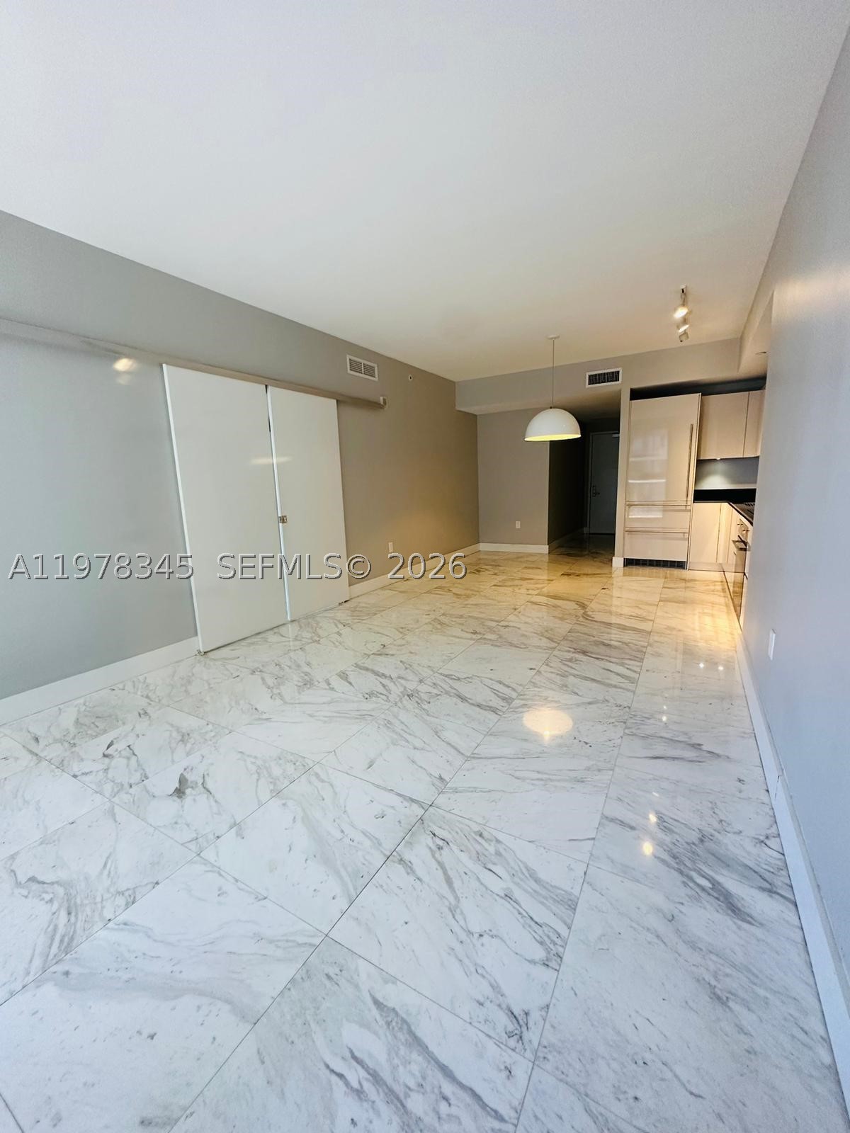 1010 Brickell Ave 4208 Property Photo 3