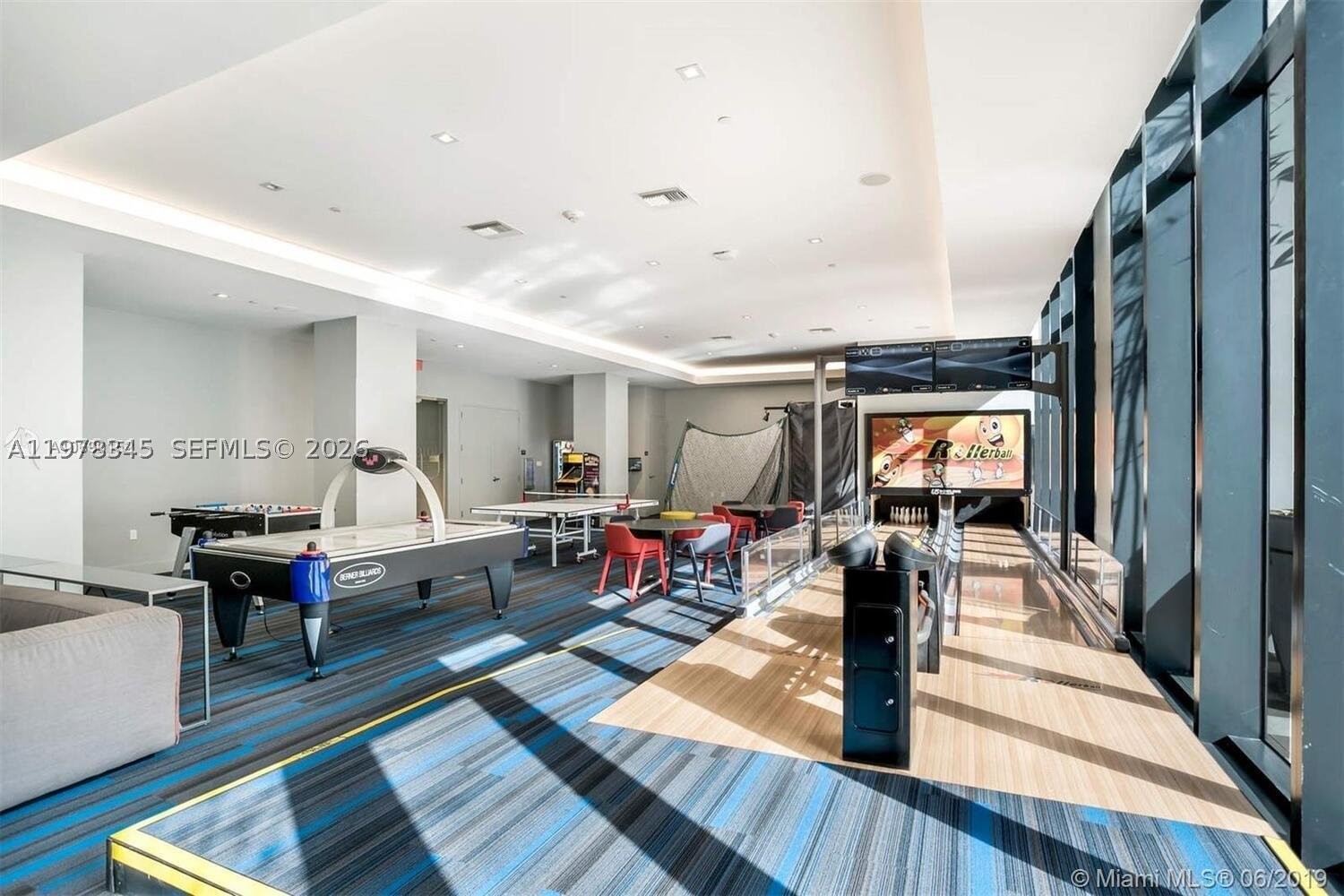 1010 Brickell Ave 4208 Property Photo 17