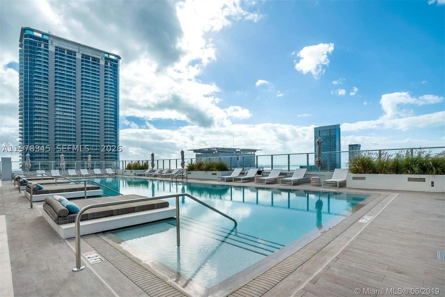 1010 Brickell Ave 4208 Property Photo 20
