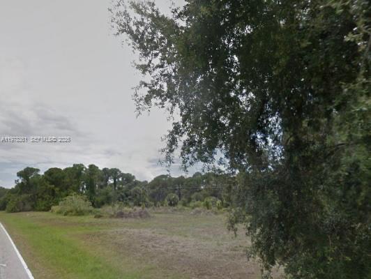 249 Boundary Blvd Property Photo 1