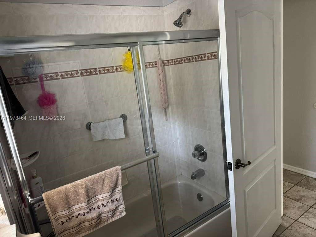 8711 N Deltona Boulevard Property Photo 20