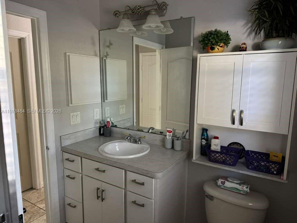 8711 N Deltona Boulevard Property Photo 21