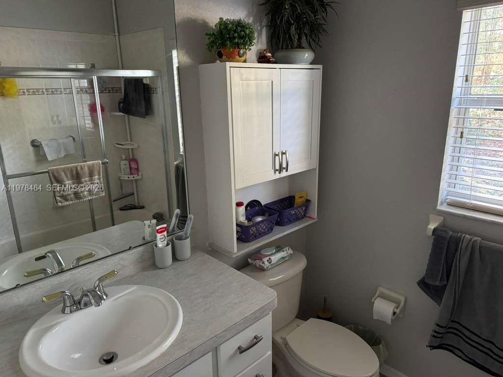 8711 N Deltona Boulevard Property Photo 22