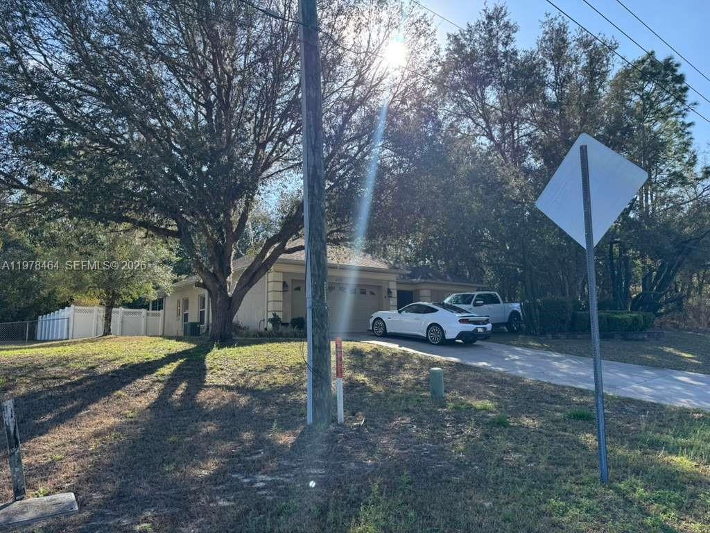 8711 N Deltona Boulevard Property Photo 42