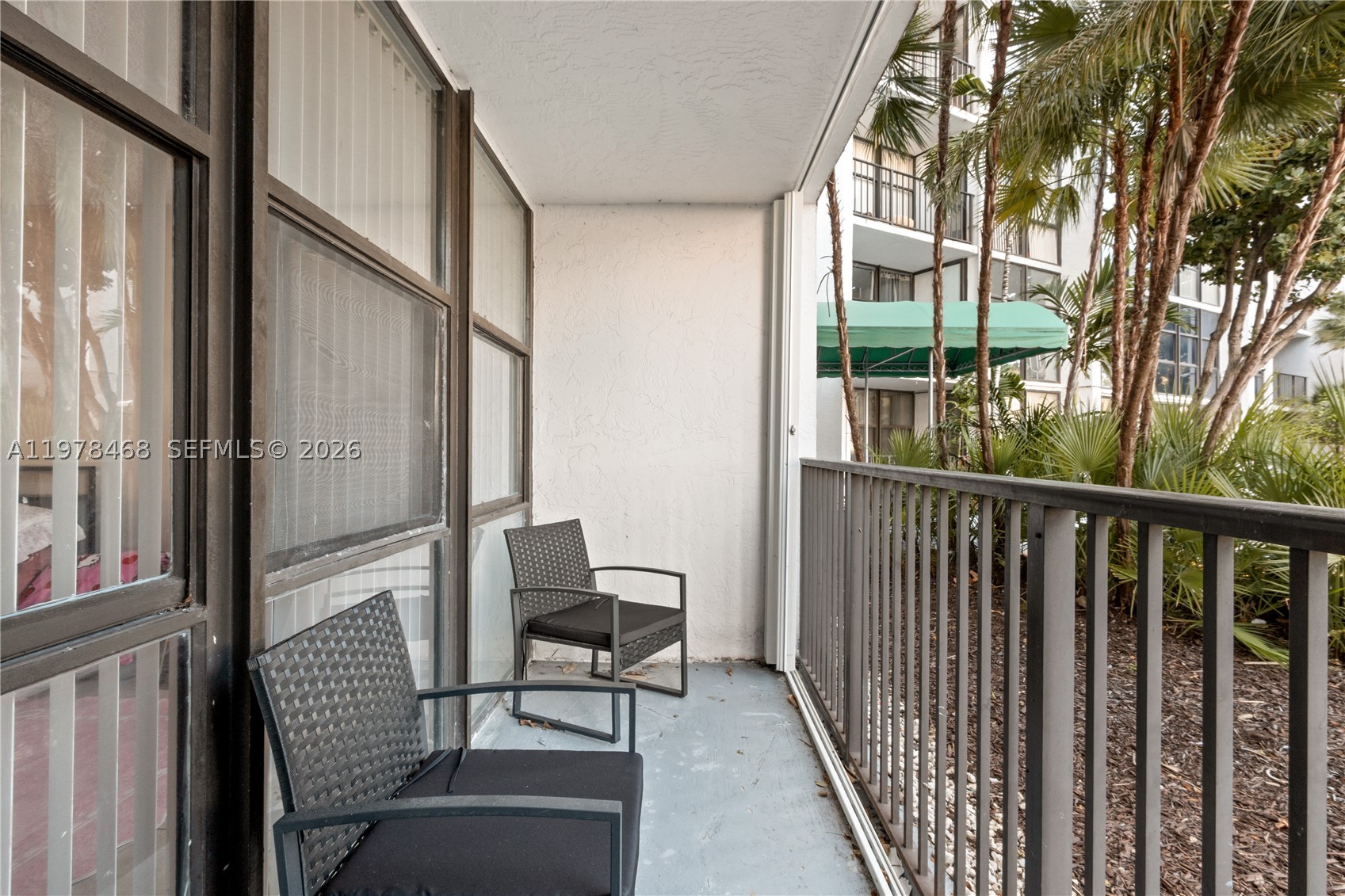 1000 Parkview Dr 115 Property Photo 20