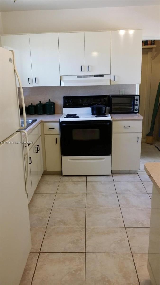 A11978474 Property Photo 8