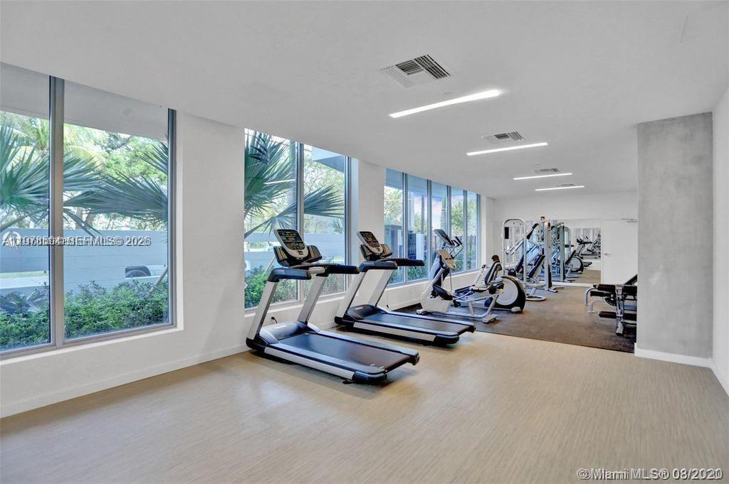 13800 Highland Dr 403 Property Photo 11