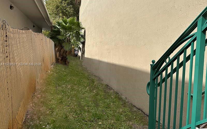 10200 Nw 25th St 113 Property Photo 26