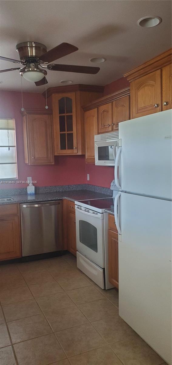 131 Se Serenata Ct Property Photo 7