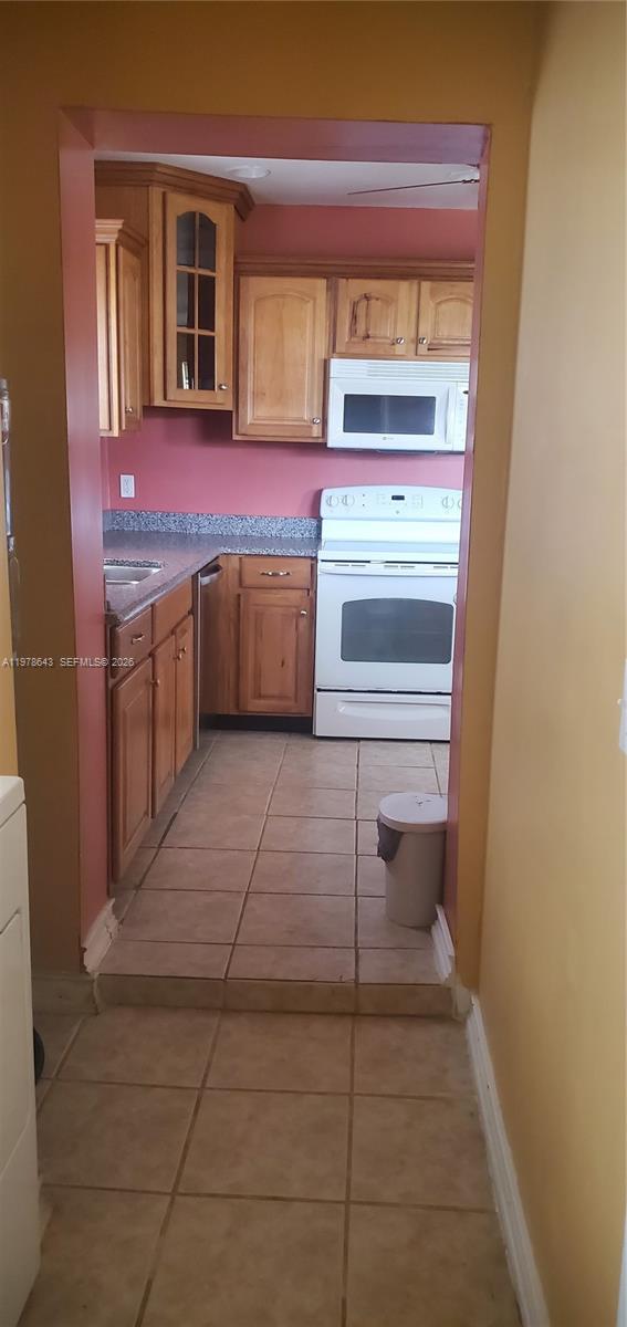 131 Se Serenata Ct Property Photo 8