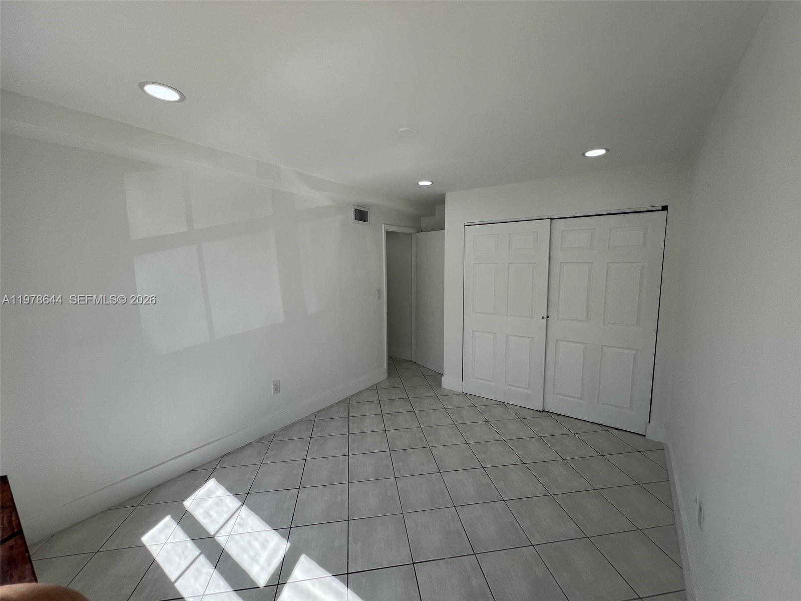 1308 Drexel Ave 103 Property Photo 16