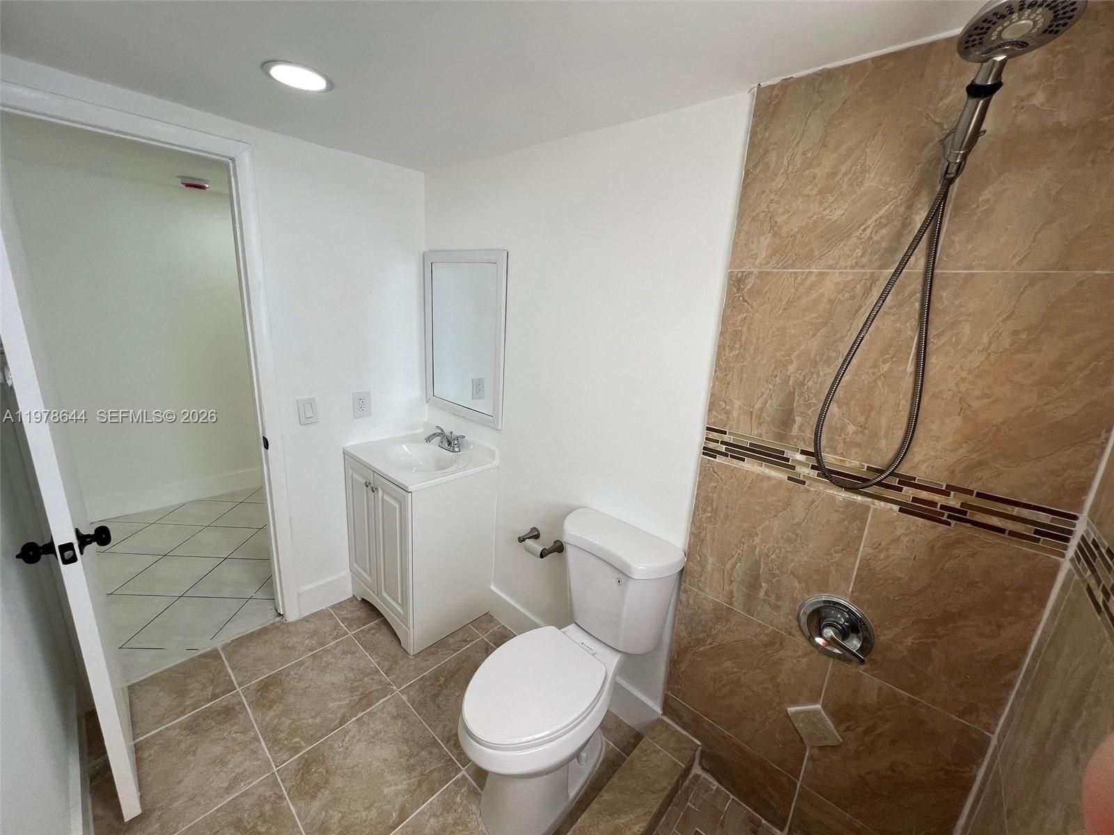 1308 Drexel Ave 103 Property Photo 21