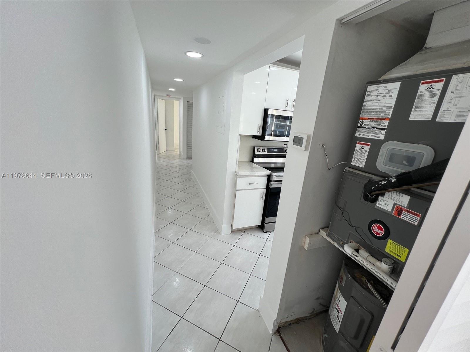 1308 Drexel Ave 103 Property Photo 25