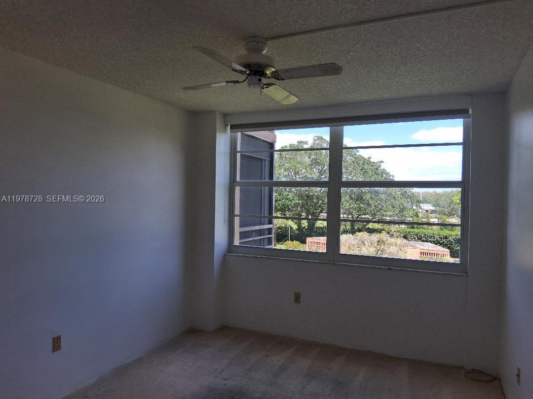 1300 St Charles Pl 419 Property Photo 20