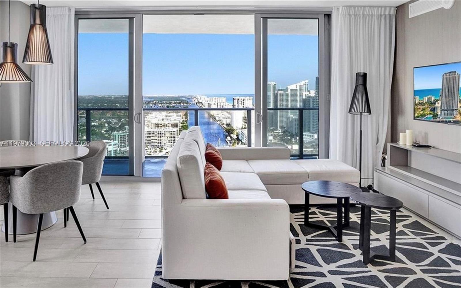 4010 S OCEAN DR R1402