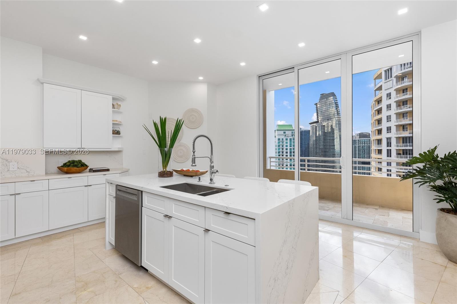 808 Brickell Key Dr 3901 Property Photo 16