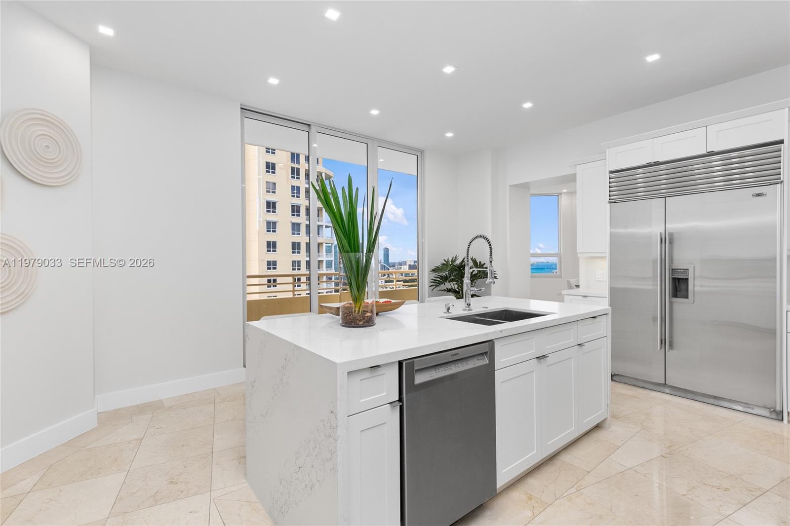 808 Brickell Key Dr 3901 Property Photo 17