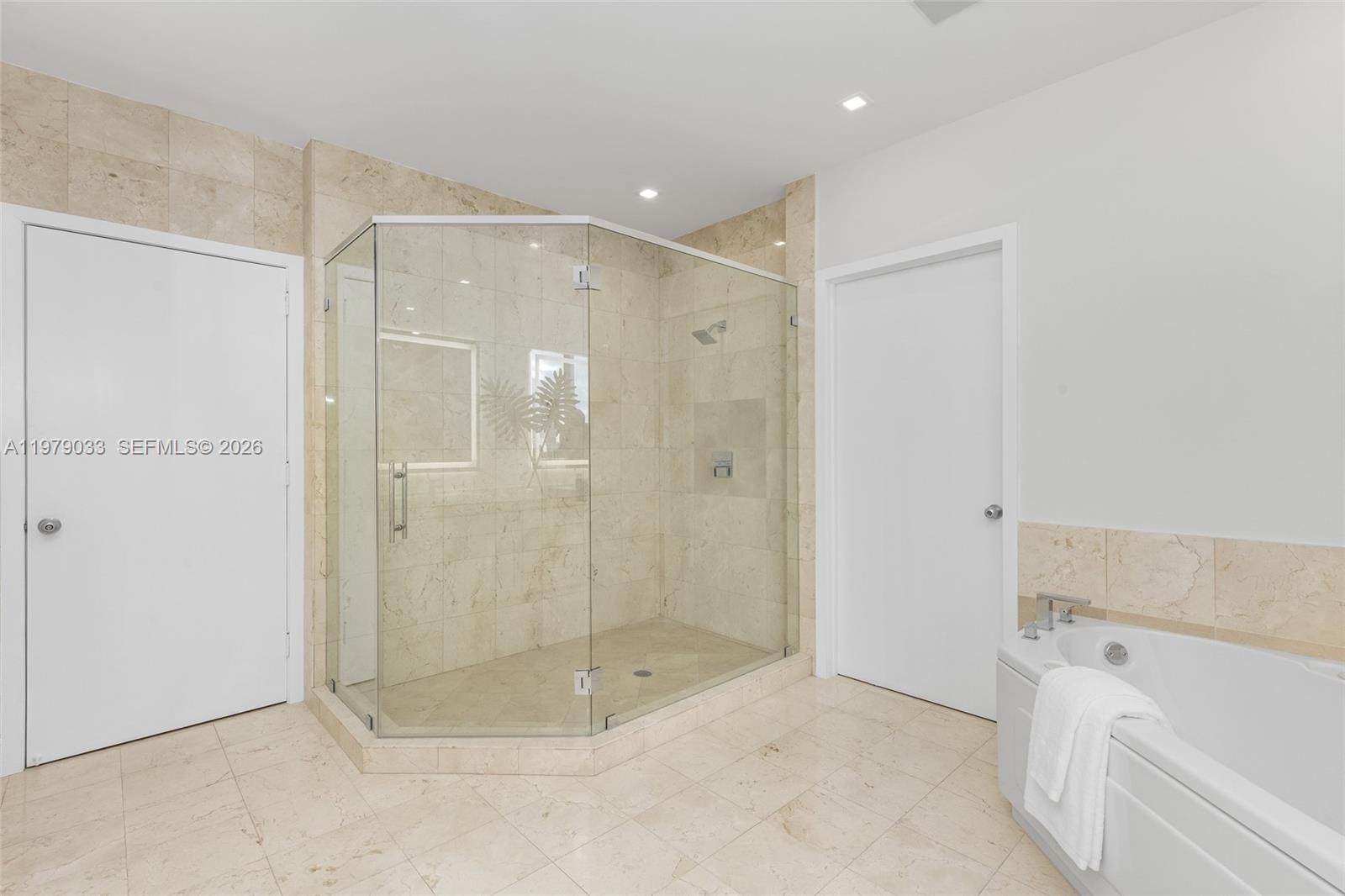 808 Brickell Key Dr 3901 Property Photo 26