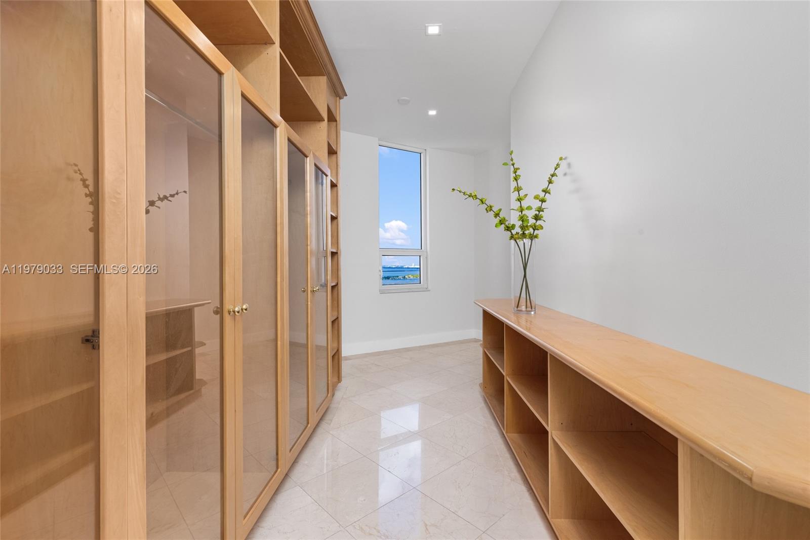 808 Brickell Key Dr 3901 Property Photo 28