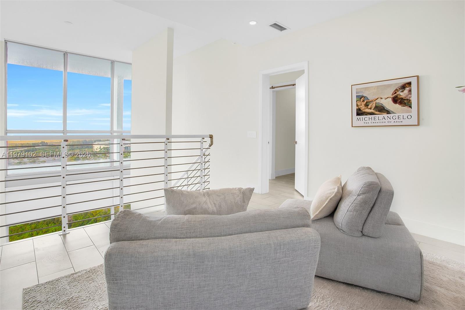 2000 Metropica Way Ph02 Property Photo 36