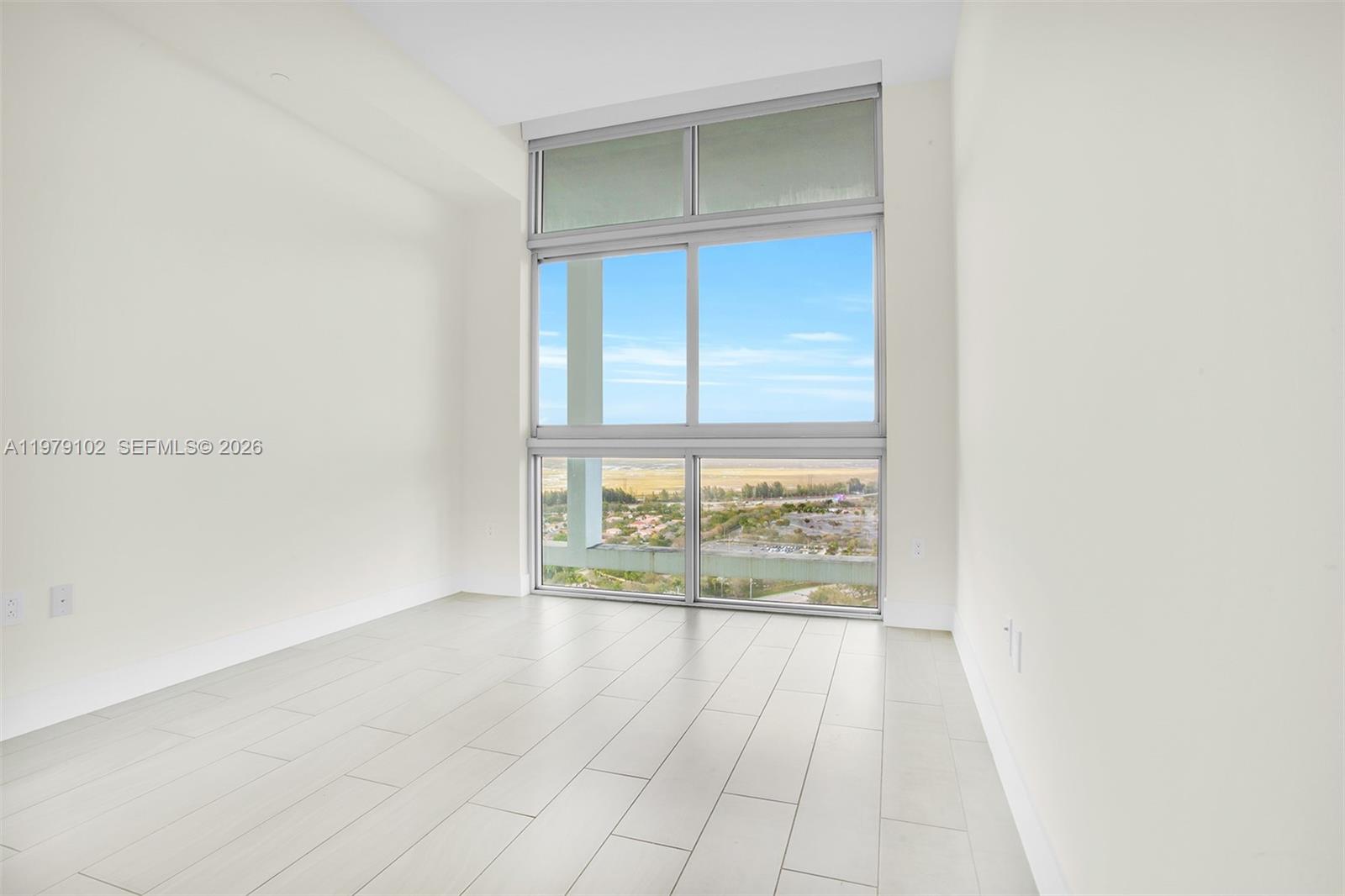 2000 Metropica Way Ph02 Property Photo 38