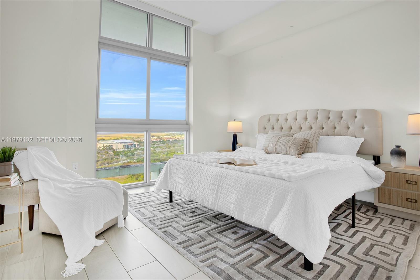 2000 Metropica Way Ph02 Property Photo 43