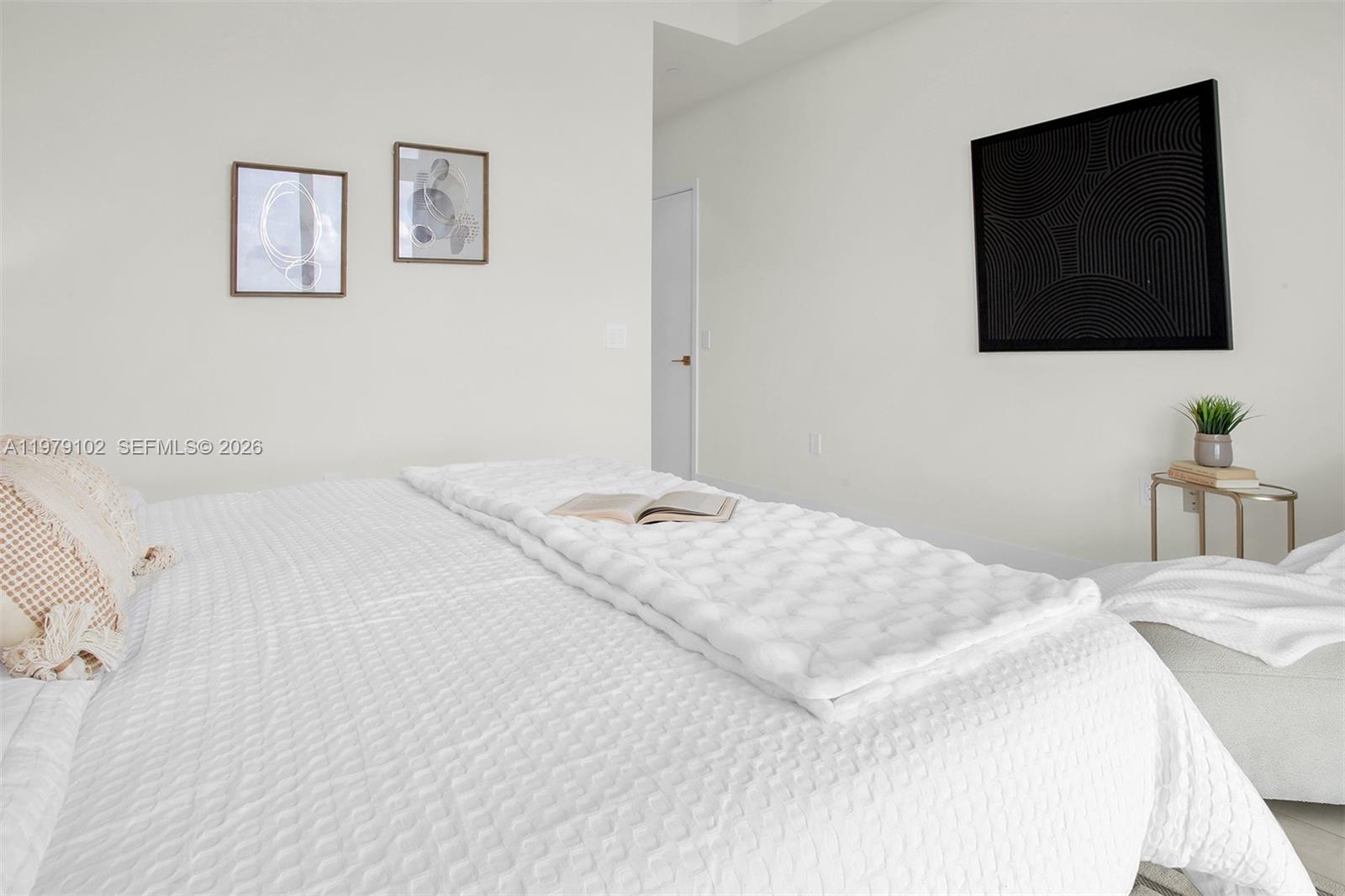 2000 Metropica Way Ph02 Property Photo 45