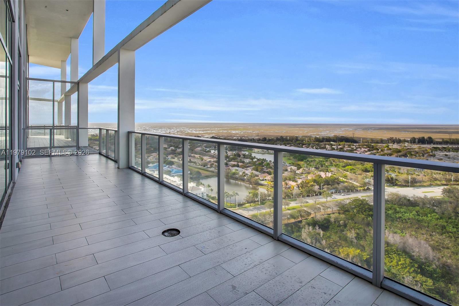 2000 Metropica Way Ph02 Property Photo 55