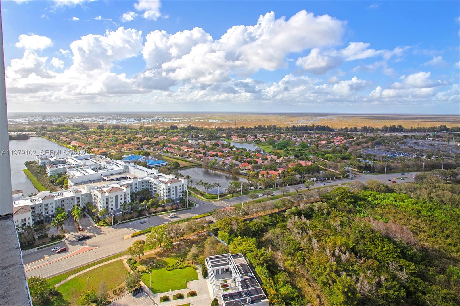 2000 Metropica Way Ph02 Property Photo 57