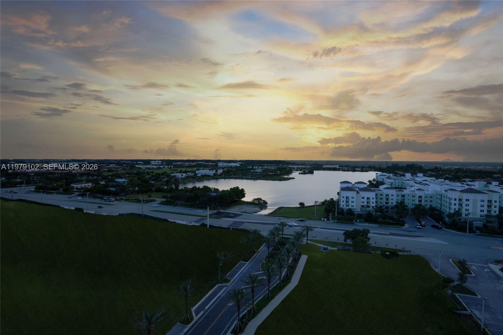 2000 Metropica Way Ph02 Property Photo 75