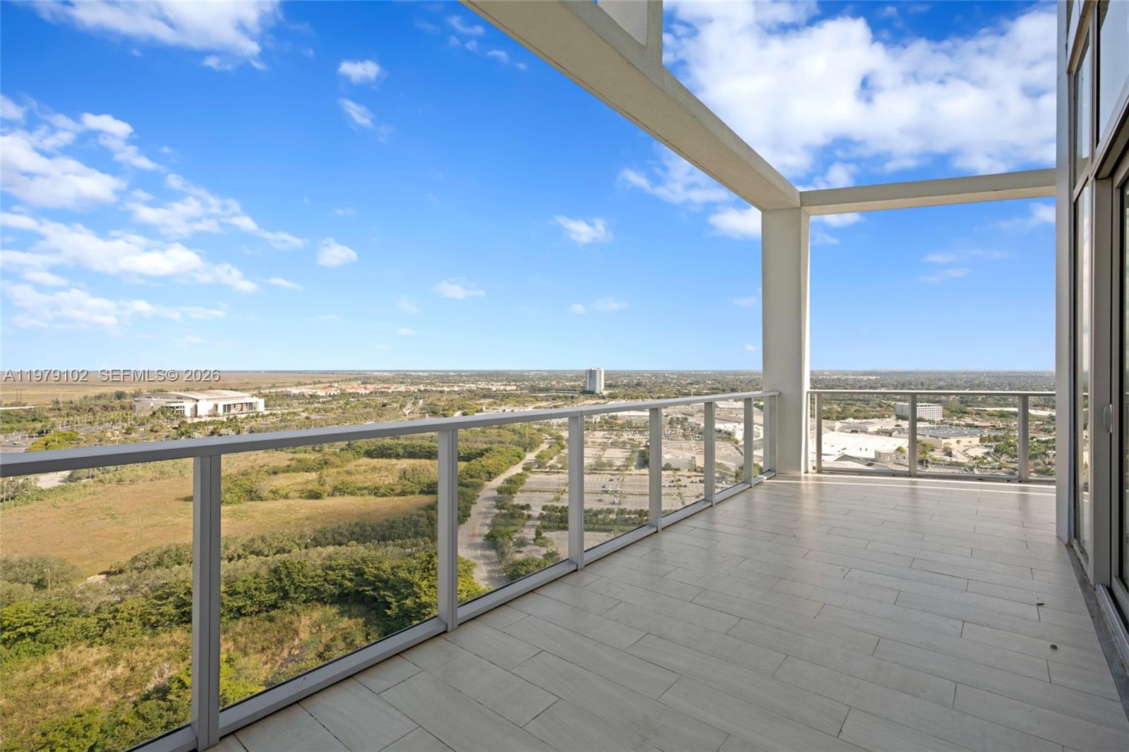 2000 Metropica Way Ph02 Property Photo 76