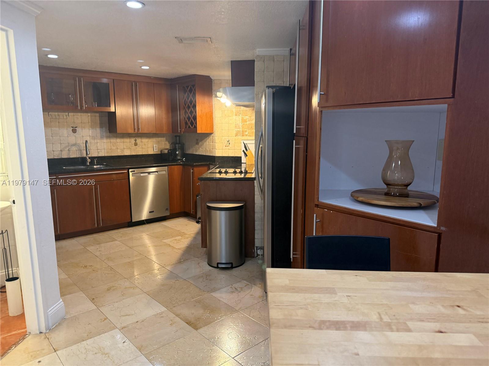 801 Brickell Bay Dr 470 Property Photo 17