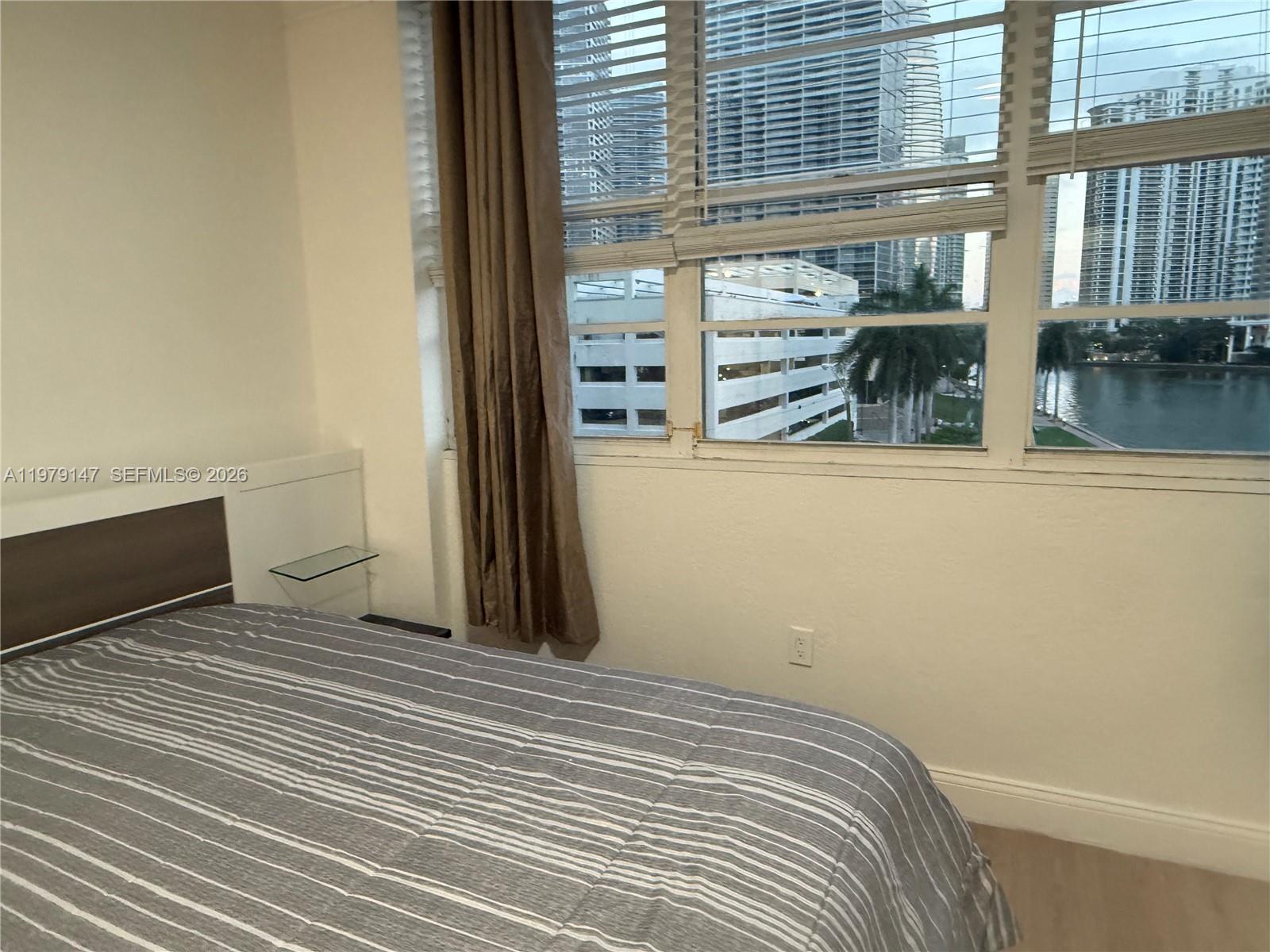 801 Brickell Bay Dr 470 Property Photo 21