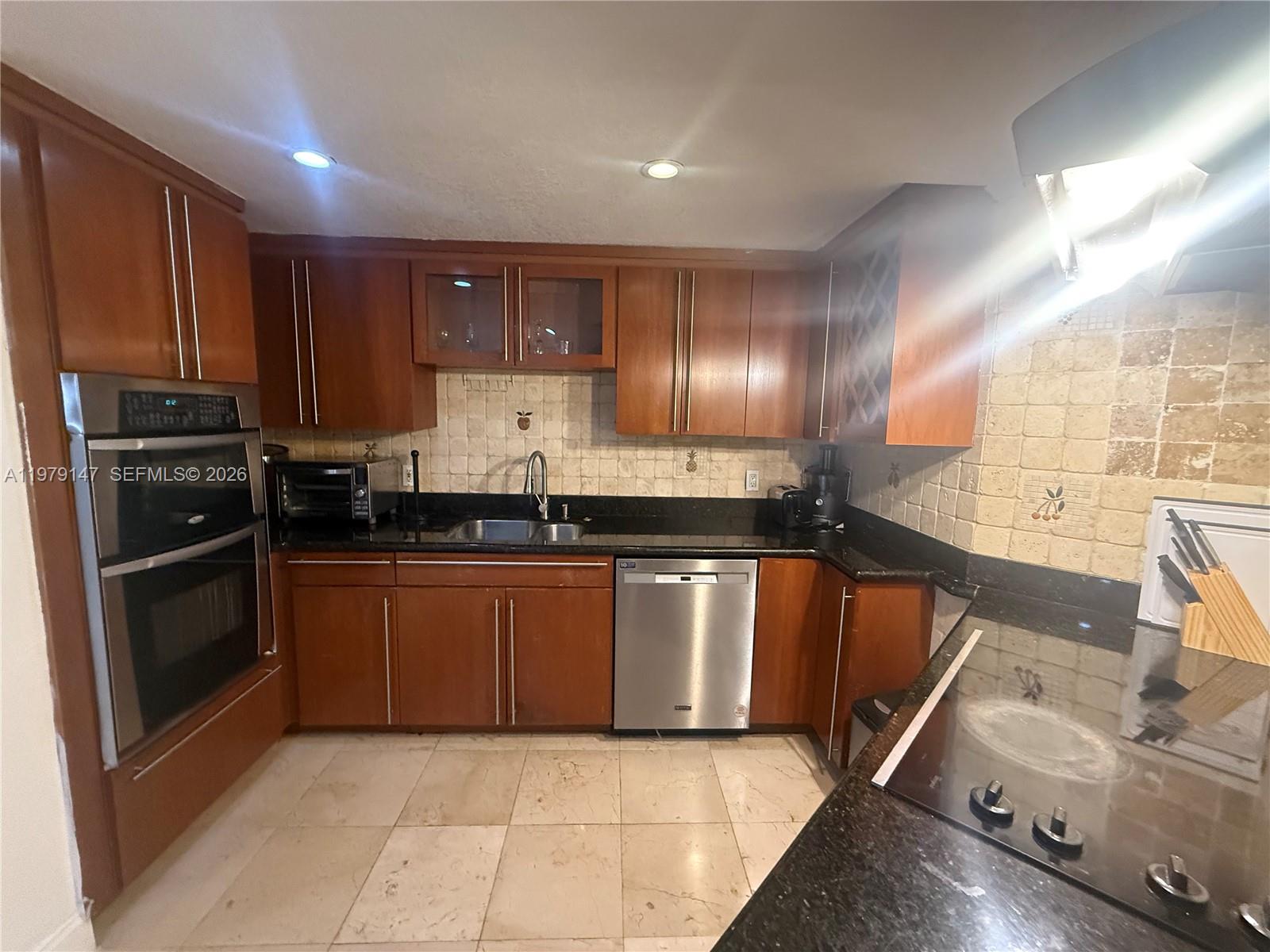 801 Brickell Bay Dr 470 Property Photo 27