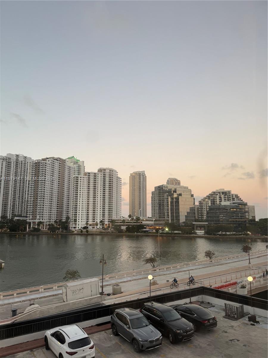 801 Brickell Bay Dr 470 Property Photo 41