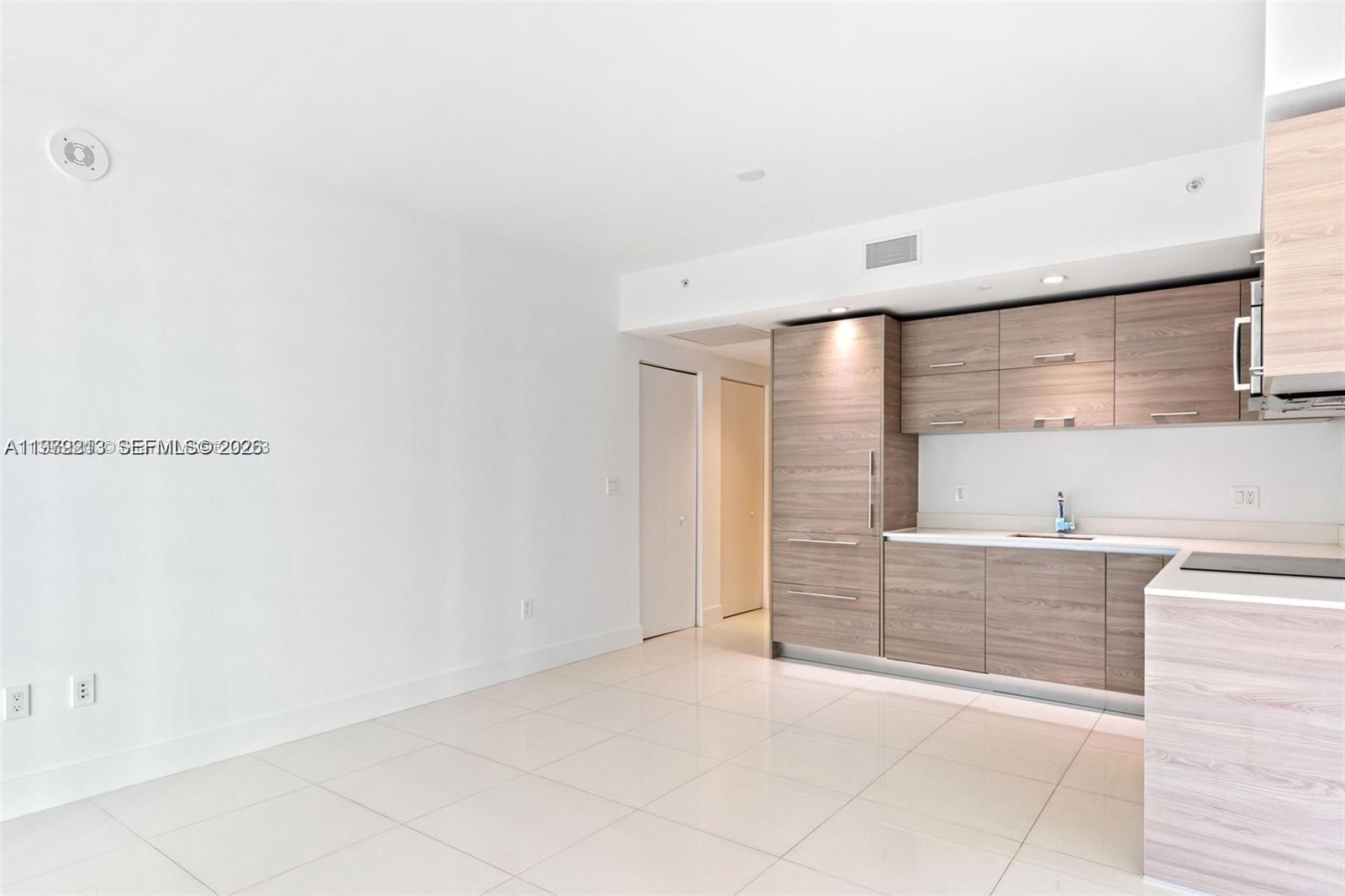 1300 S Miami Ave 2308 Property Photo 6