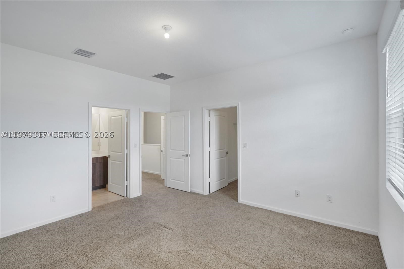 1121 Nw 41st Ln Property Photo 15