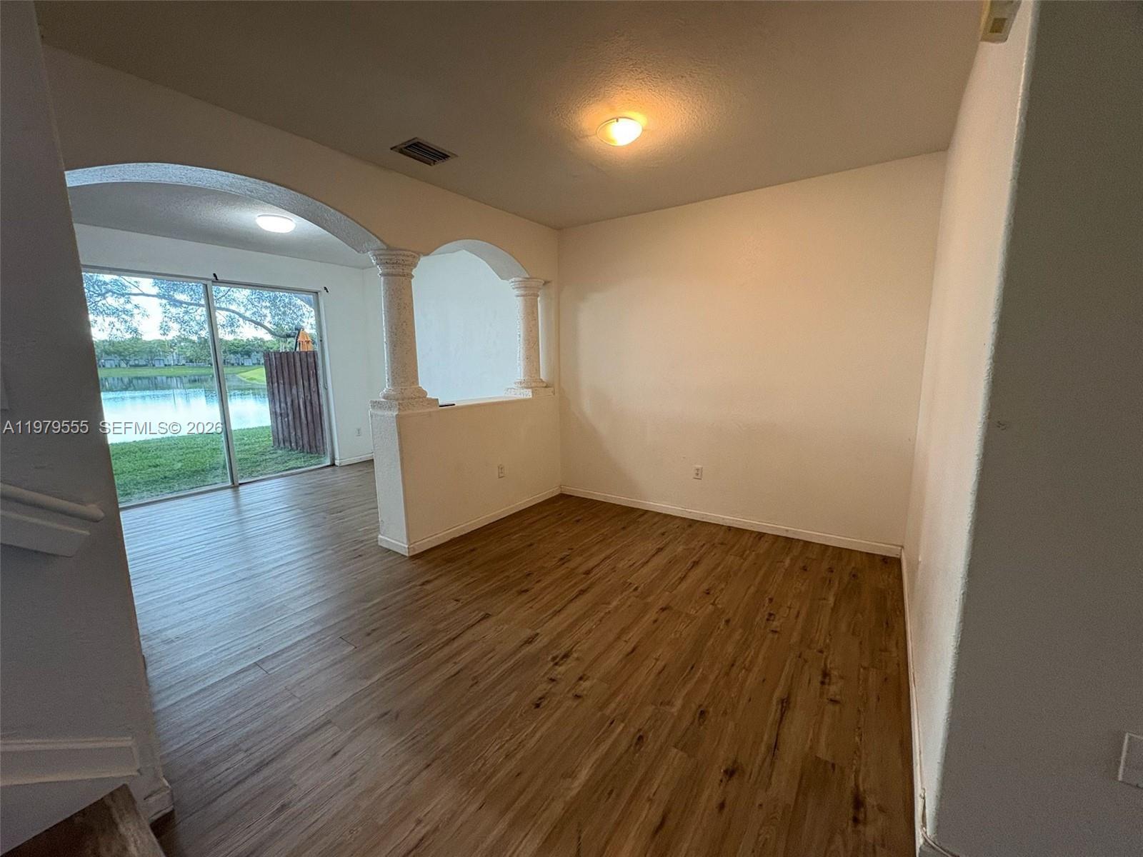 2615 Se 14 Ave Property Photo 4