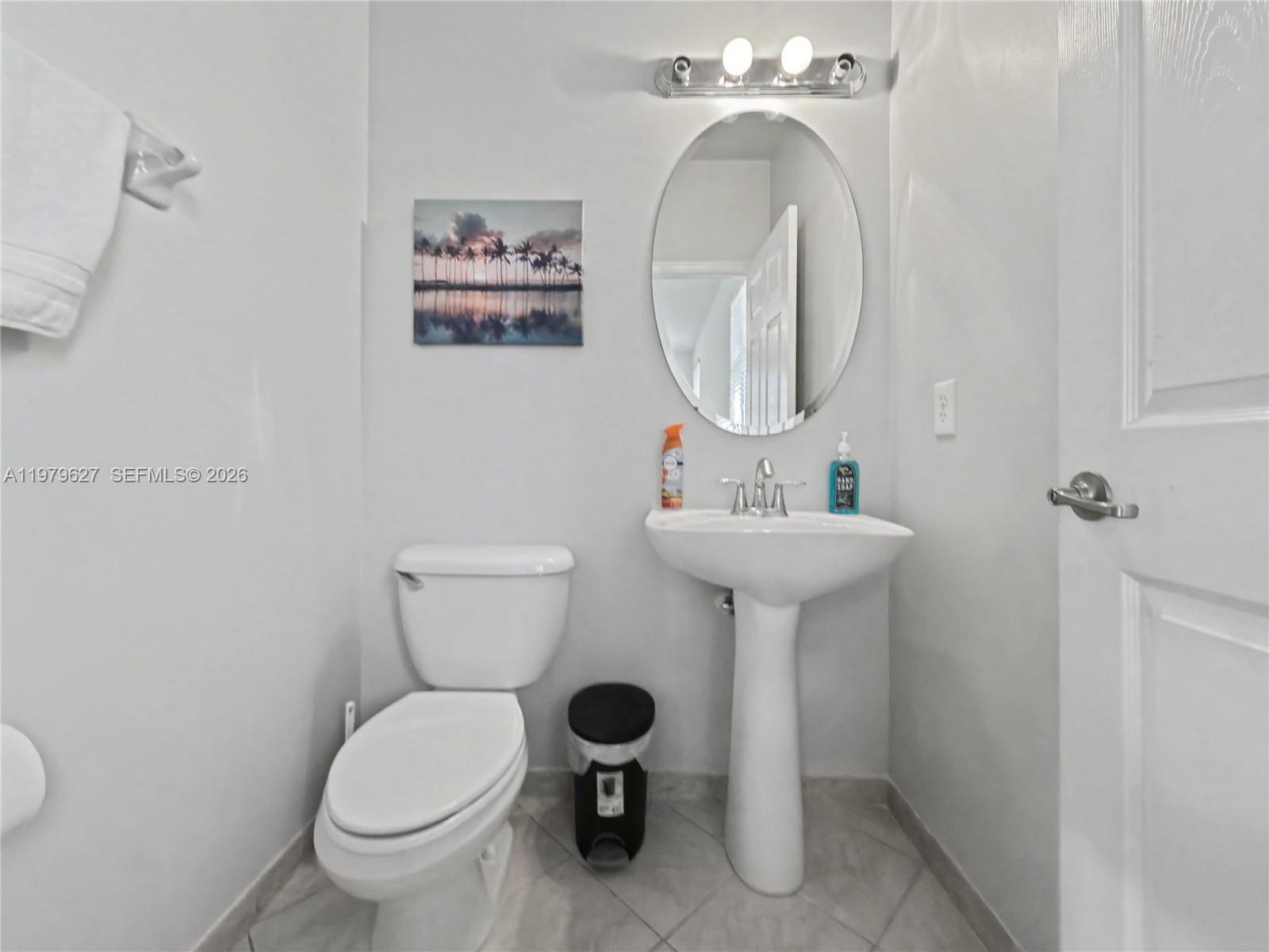 363 Ne 25th Ter Property Photo 38