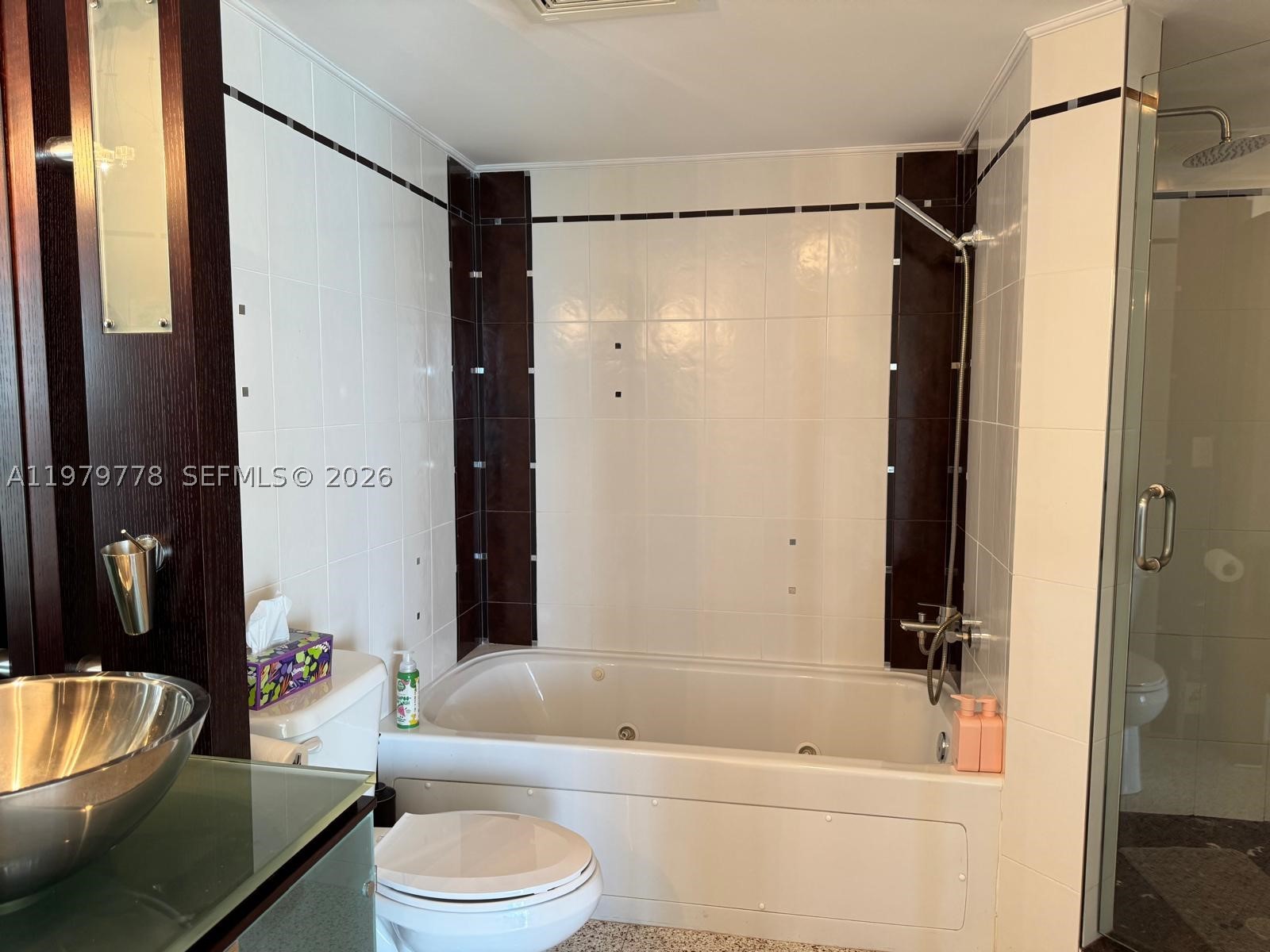 16699 Collins Ave 2710 Property Photo 16