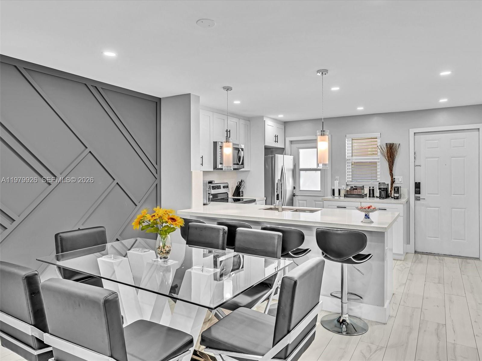610 Ne 12th Ave 203 Property Photo 11