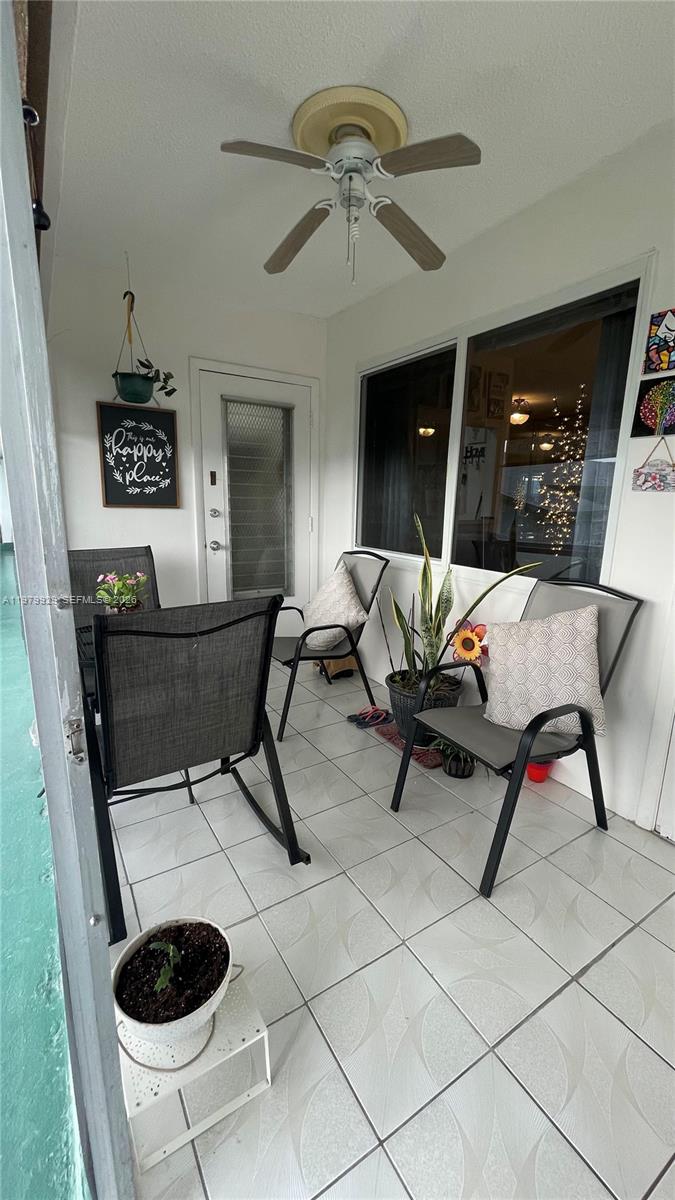 5300 Washington St J312 Property Photo 16