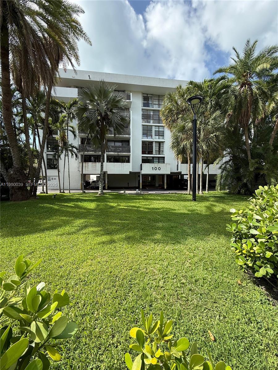 100 Ocean Lane Dr 303 Property Photo 1