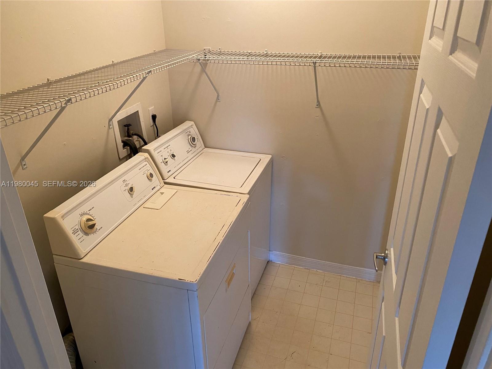 9645 Nw 1st Ct 1-302 Property Photo 18