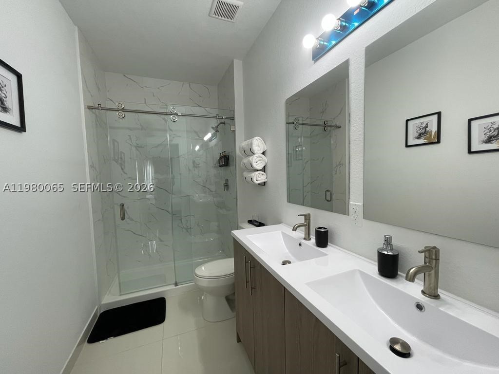 302 Nw 11th Ct 302 Property Photo 6