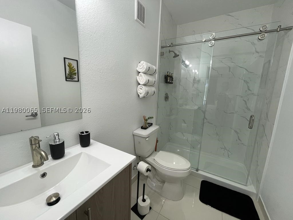 302 Nw 11th Ct 302 Property Photo 11