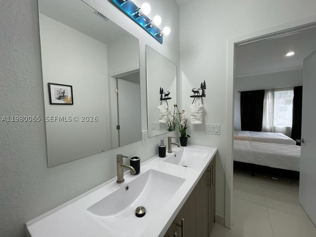 302 Nw 11th Ct 302 Property Photo 12
