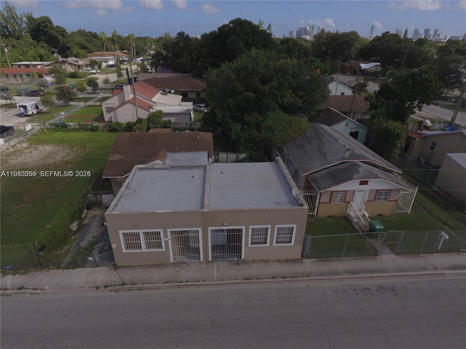 4419 NW 17th Ave Property Photo 1