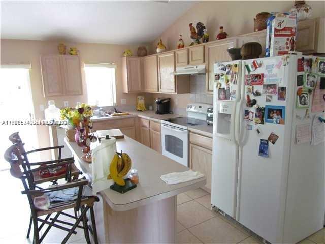 3352 Sw Himango St Property Photo 7